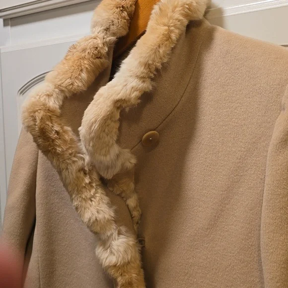 Cinzia Rocca Wool Coat with Chinchilla trim nwot - Picture 9 of 9